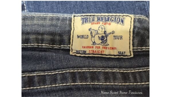 back label straight legged blue denim size 27 jeans true religion
